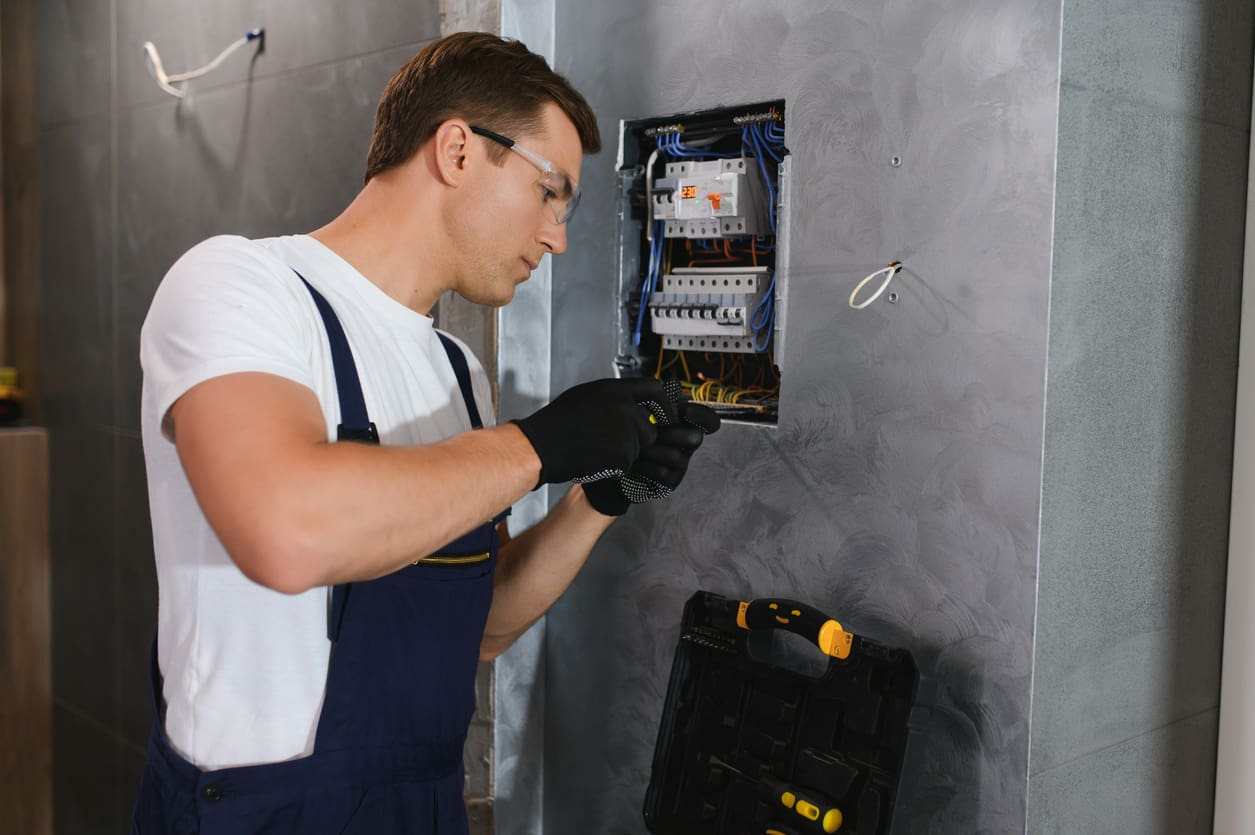 Licensed electricians in Amityville providing quality electrical services